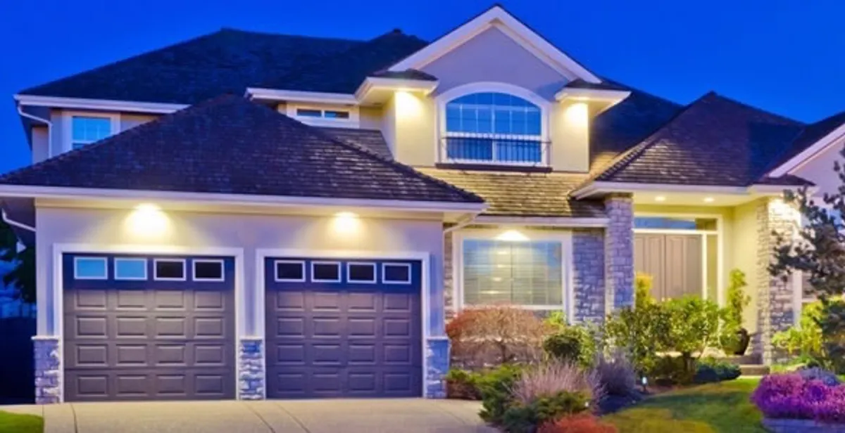 Programmable lighting installation improving residential exterior lighting control in Glendale, AZ